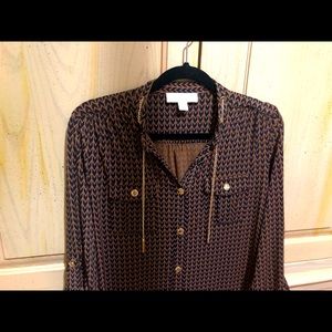 Elegant Michael Kors Gold & Navy dress.